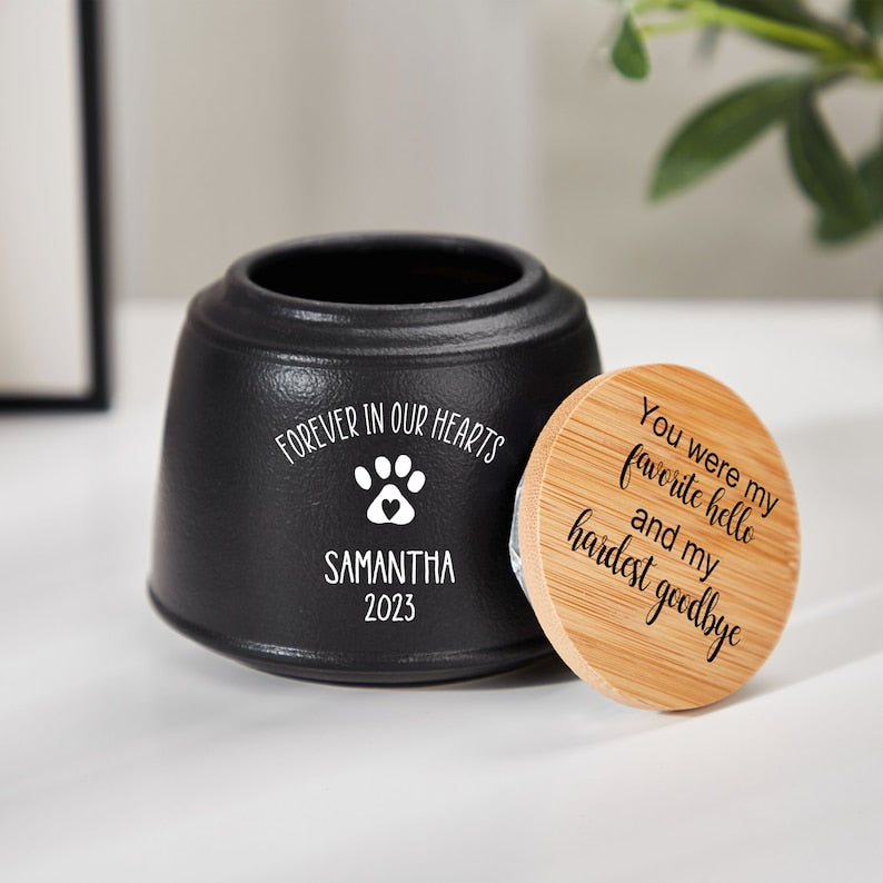 Custom Pet Urn for Dog, Pet urn for dogs ashes, Urn for dogs, urn for cats,,Personalized Pet Cremation,Pet Paw Urn Cat with Name and Date