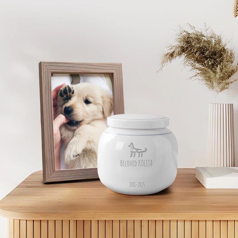 Custom Pet Urn with Engraved Text - Personalized Pet Urns for Dogs & Cats - Pet Memorial Gift for In Loving Memory