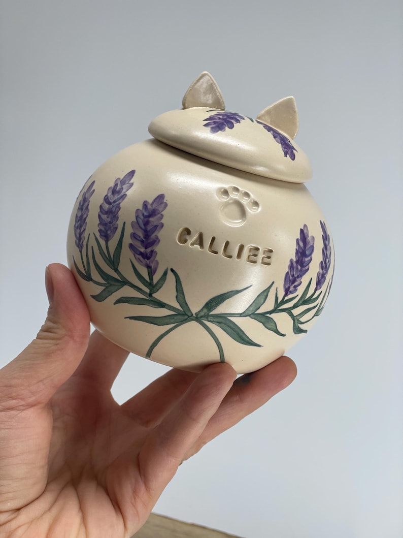 Lavender pet Urn, cat urn, Ceramic Urn for Ashes, simple pet urn