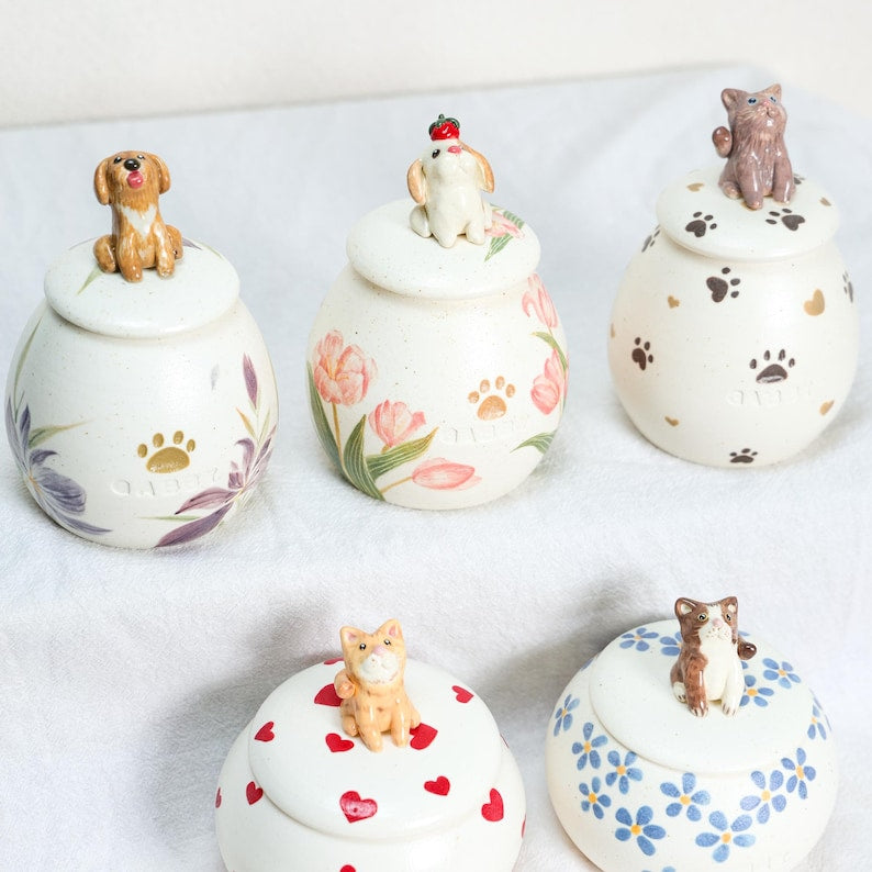 Custom Pet Memorial Urn Personalized Handmade Forget me not Dog Urn Handpainted Cat Urn Ceramic Cat Jars Pottery Urn for Ashes Keepsake Urn
