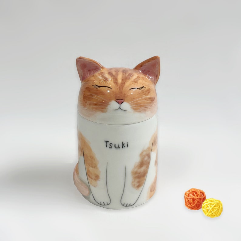 Personalised cat urns, dog urns.Customised dog memorials.Pet memorials.Dog special memories.Special Gifts.Custom Pet anniversary gifts.