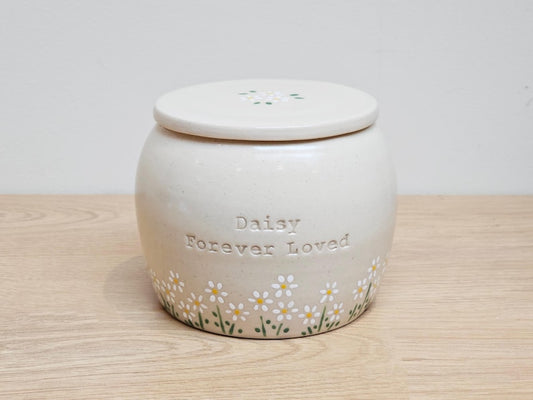 Pet Urn | Daisies Ceramic Pet Urn | Urn for Ashes | Personalized Urn | Urn for big dog | Personalised Daisy Urn | Keepsake Cremation Urn